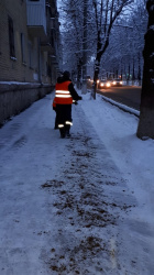 УТРО, УЛИЦА, ФОНАРЬ...